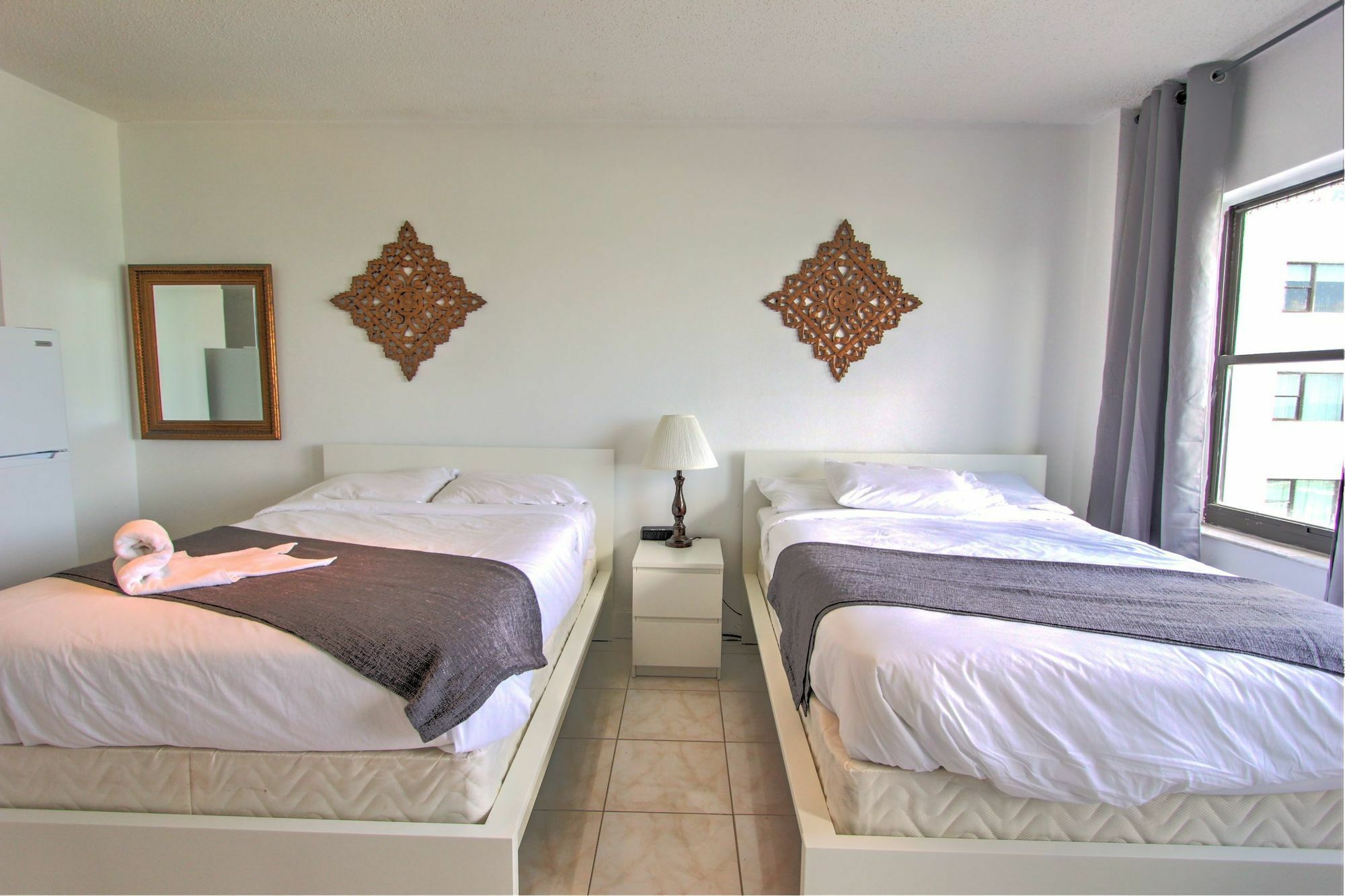 Private Apartments At The Casablanca Miami Beach Exterior foto