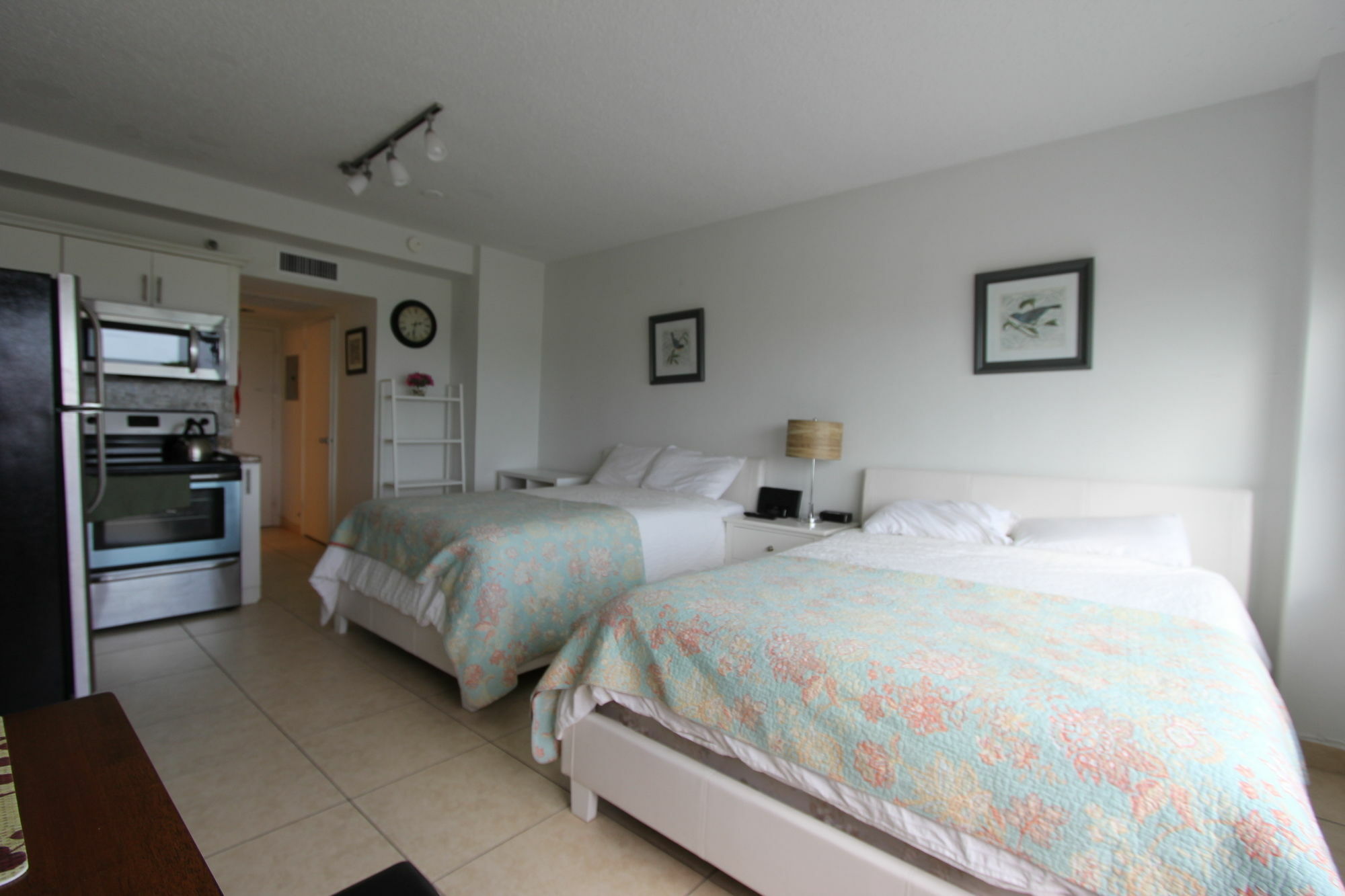 Private Apartments At The Casablanca Miami Beach Exterior foto